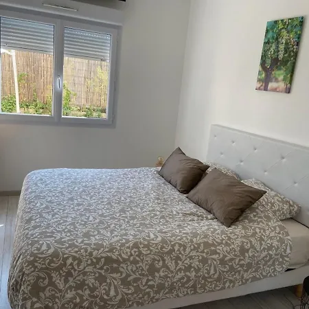 Holiday home Les 3 Cepages -